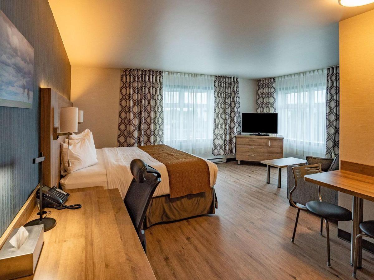 Quality Suites Дрюммондвилл Экстерьер фото