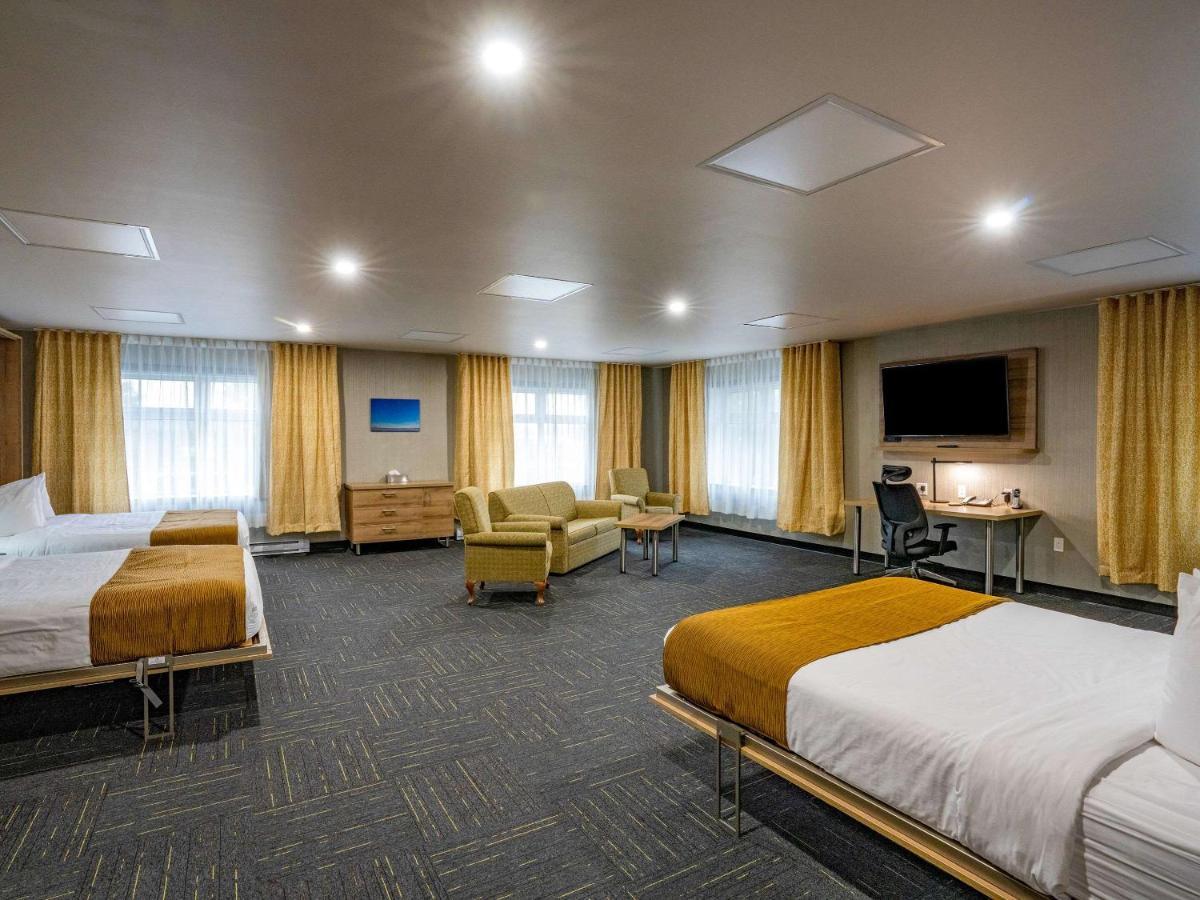 Quality Suites Дрюммондвилл Экстерьер фото