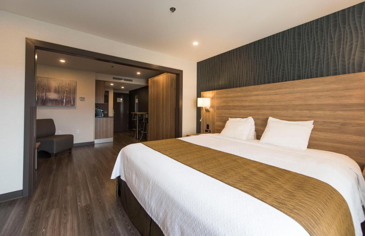 Quality Suites Дрюммондвилл Экстерьер фото